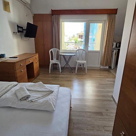Guest Rooms Kostovi ネセバル エクステリア 写真