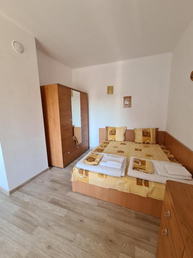 Guest Rooms Kostovi ネセバル エクステリア 写真