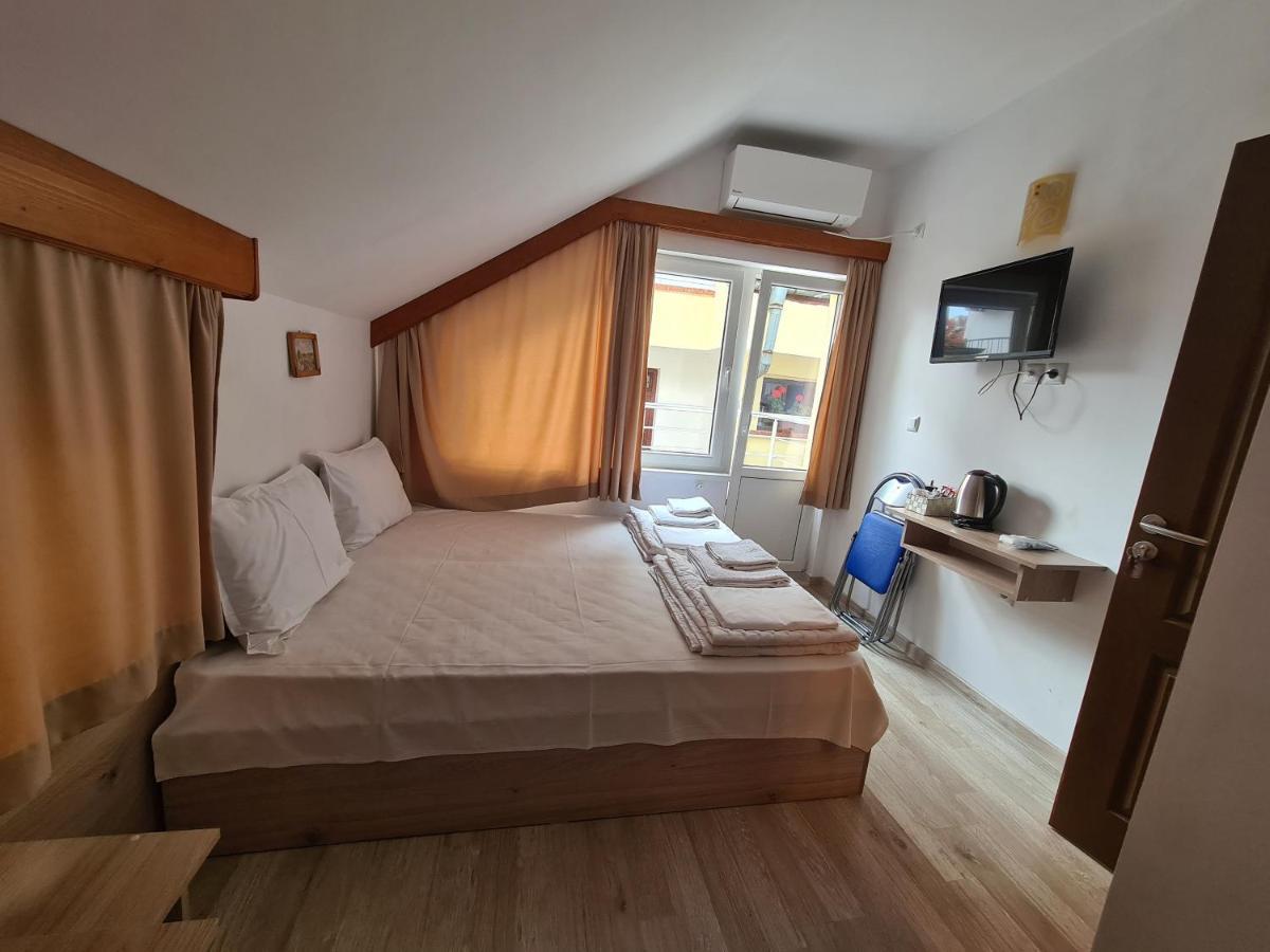Guest Rooms Kostovi ネセバル エクステリア 写真