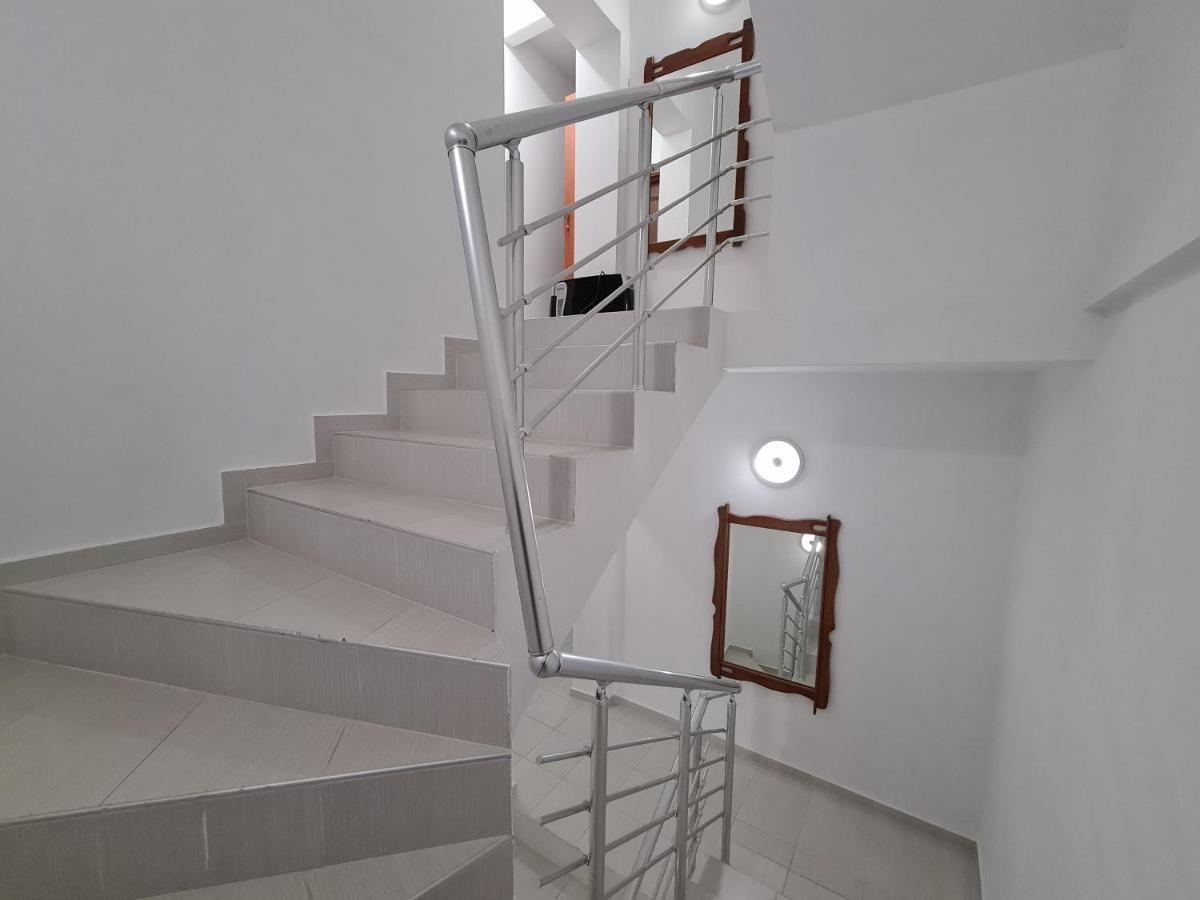 Guest Rooms Kostovi ネセバル エクステリア 写真