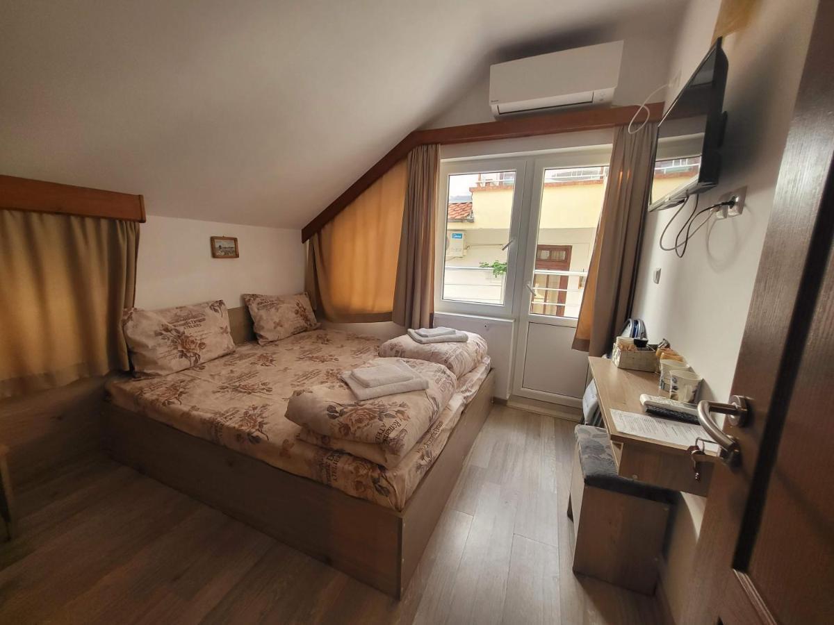 Guest Rooms Kostovi ネセバル エクステリア 写真